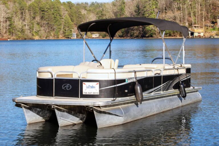 LaPrades Avalon Tritoon Rental Boat